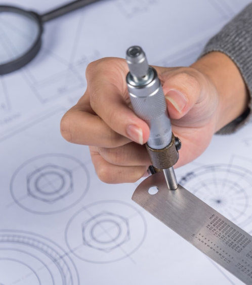 Ingeniería de detalle MISCO: uso de instrumentos de medición de precisión para la corrección y modificación de instalaciones industriales.